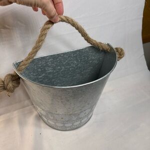 Galvanized Farmhouse Buckets w/ Rope Handles – Set of 3